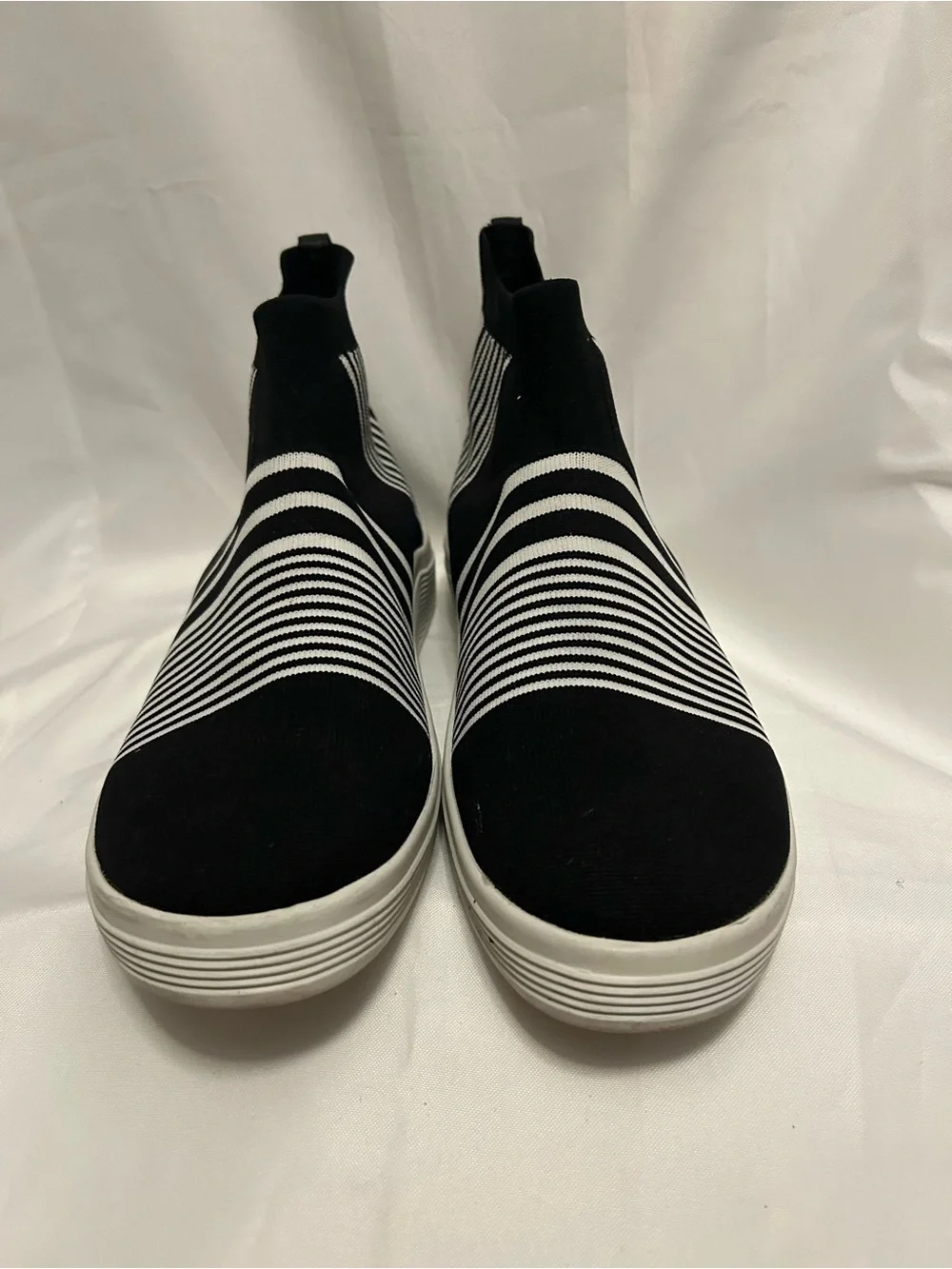 Black & White Slip-On Knit Loafers for Men